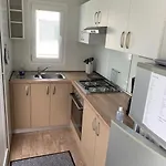 Logballe & אתר קמפינג 3*